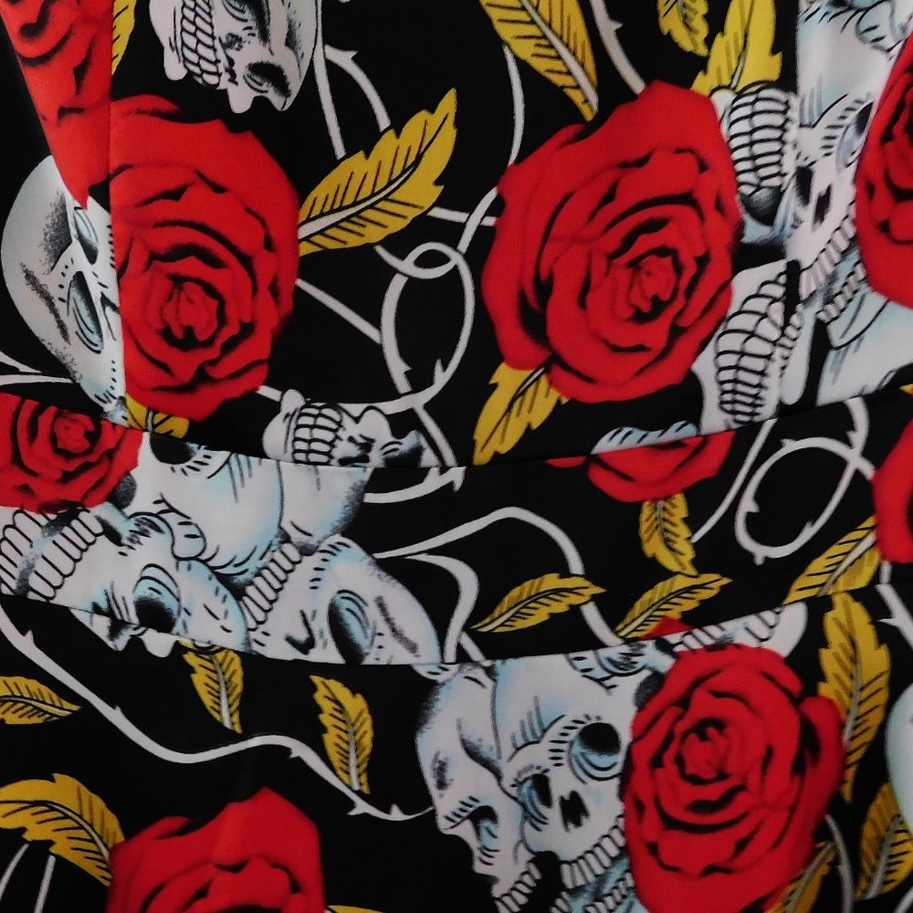Retro Skull&Roses Dress - Picture 10 of 11